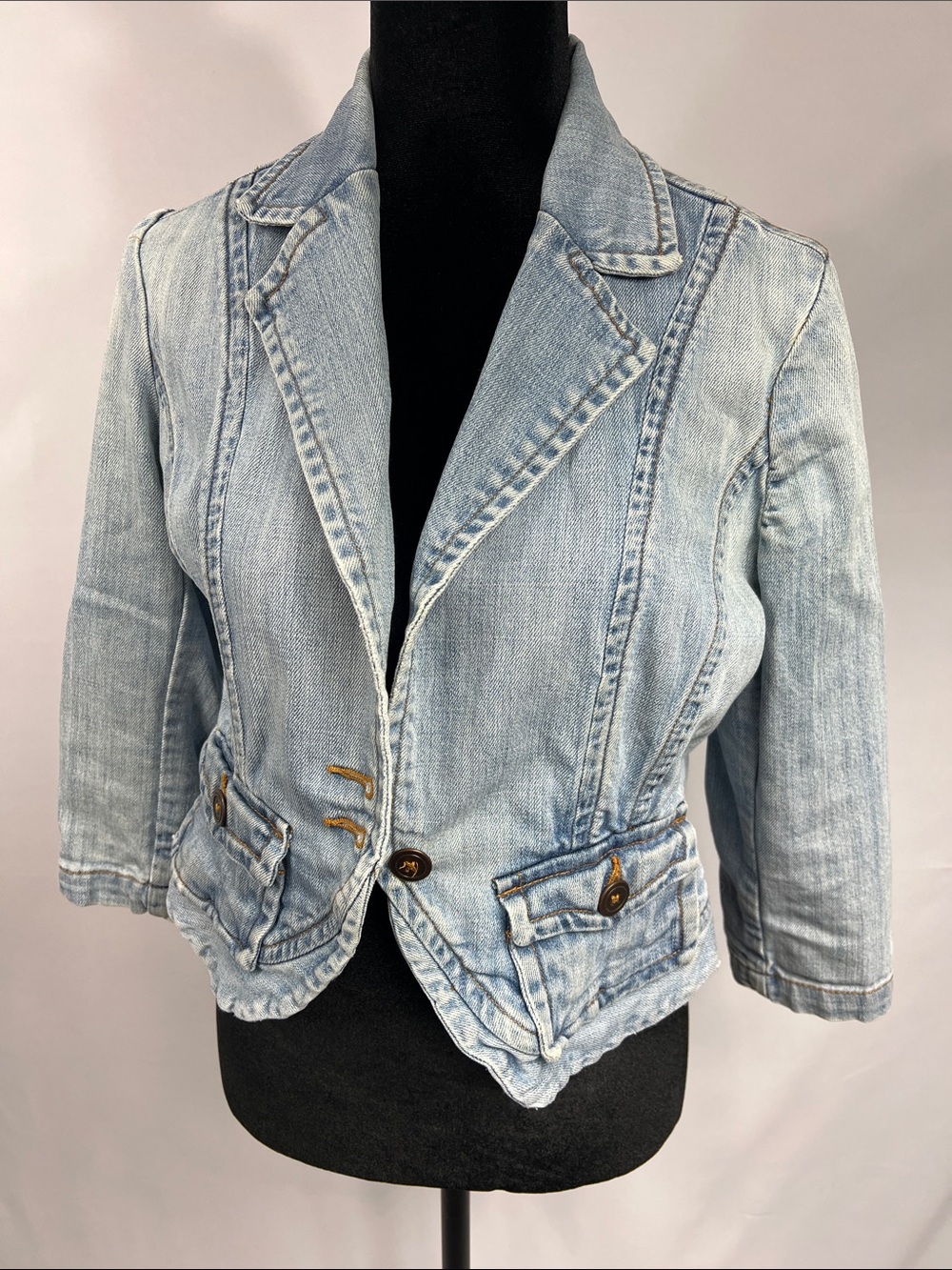 H&M Light Blue Denim Cropped Jean Jacket